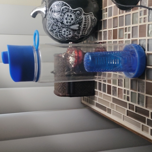 Fruit infuser bottle-$5-add on - Picture 2 of 5